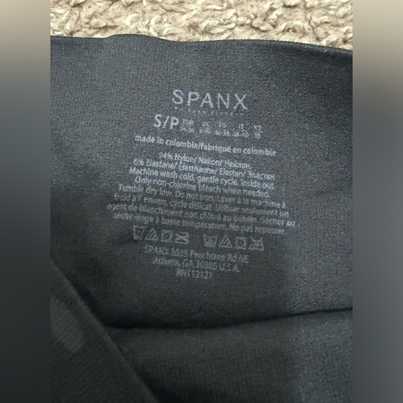 SPANX Look At Me Now Camouflage Leggings - Picture 3 of 5